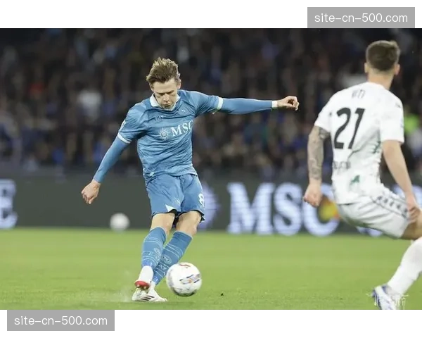 意甲争四白热化：那不勒斯2-2平罗马，积分榜第三第四仅差3分